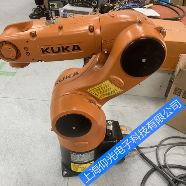 ��(k��)��KUKA���I(y��)�C(j��)���˳�Ҋ���ϾS�޷���